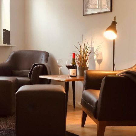 Altstadthus-Gemuetliches Ferienhaus Mit Gaertchen Friedrichstadt Extérieur photo